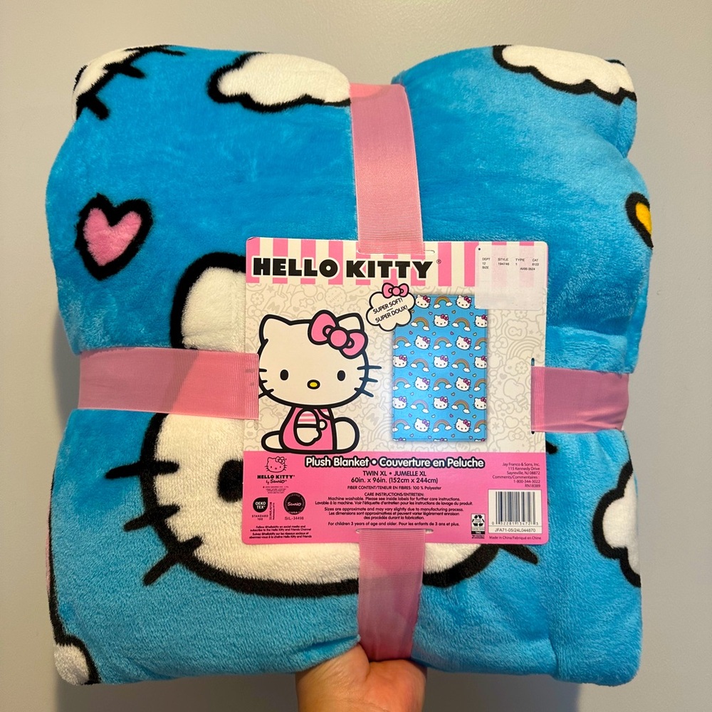 Hello Kitty Blue Rainbow Blanket Twin XL
